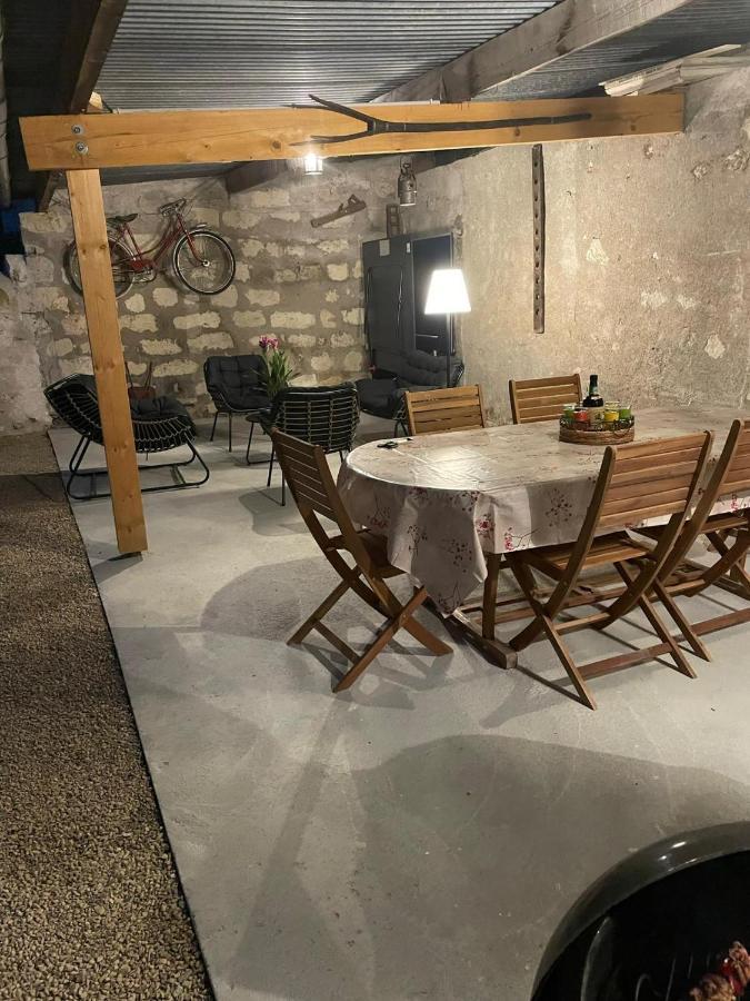 Gite Le Montinho Fontevraud L'Abbaye Kültér fotó